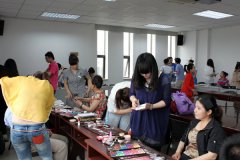 烟台水墨化妆摄影培训机构为鲁宝钢管厂庆造型