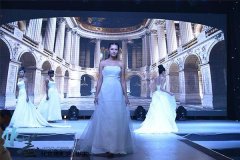 水墨为外模婚纱走秀打造造型