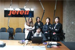 水墨张妍老师为杰瑞股份海外业务部职员进行职