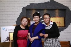 烟台电视台主持人谢非来水墨化妆被学生认出求