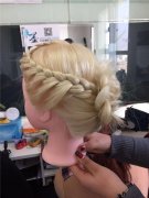 水墨化妆培训学校学生编发练习作品