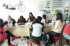 水墨美甲班练习中