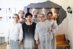 烟台水墨韩式半永久毕业学生与张校长合影