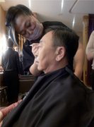 水墨团队全程为“书香年华”朗诵会大咖们定制