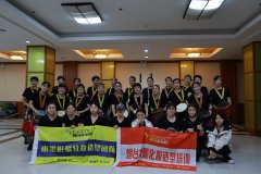 水墨美业化妆团队为老年大学毕业汇报演出化妆